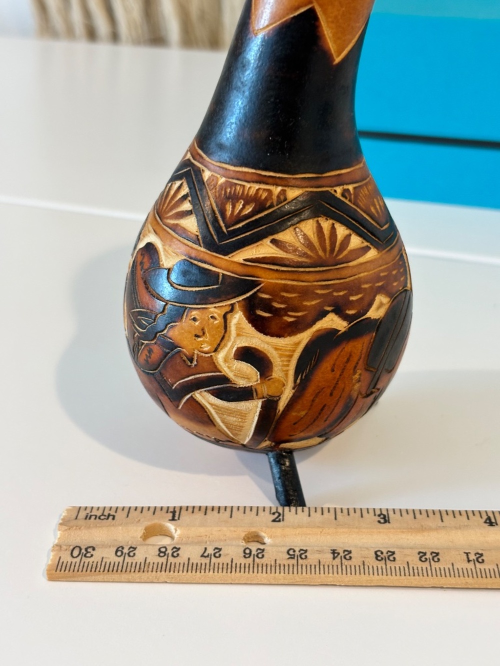 Vintage Peruvian gourd bird hand carved & painted traditional folk art 8" tall - Picture 8 of 8